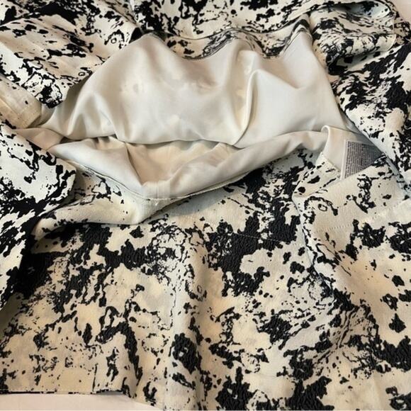 Banana Republic Black & Cream Ruffled Office To Date Night Dress NWOT Size 4 - Picture 8 of 12